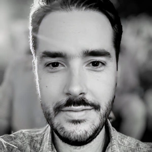 Σακελλαρίου Σπύρος - Δάσκαλος Μακάμ στο instateacher.gr