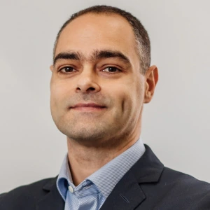 Τζουμέρκας Ελευθέριος - Καθηγητής Ιστορίας στο instateacher.gr