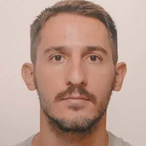 Παπανικολόπουλος Νίκος - Καθηγητής Μακροοικονομίας στο instateacher.gr