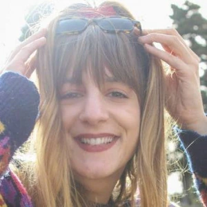 Καραμπέρη Φωτεινή - Καθηγήτρια Αγγλικών στο instateacher.gr