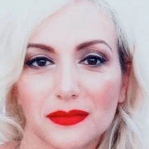 Αλεξανδρή Βέρα - Καθηγήτρια Αγγλικών στο instateacher.gr